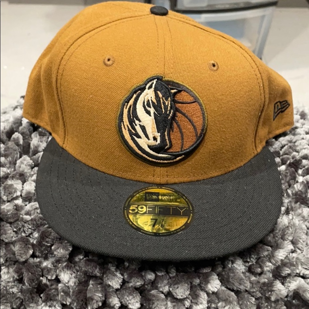 Dallas Mavericks Fitted Cap 7 7/8